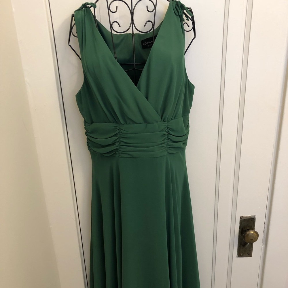 Green chiffon Holiday cocktail dress
